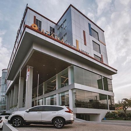 The Azana Hotel Airport Semarang Kültér fotó